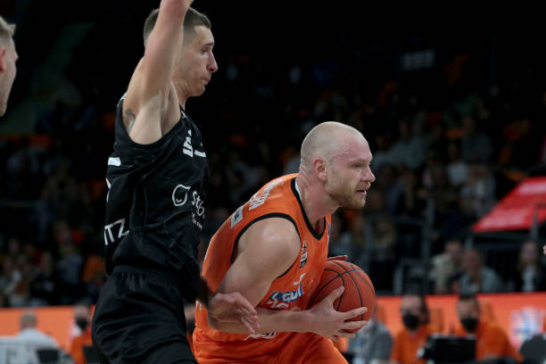 但广厦的整 但广厦的整